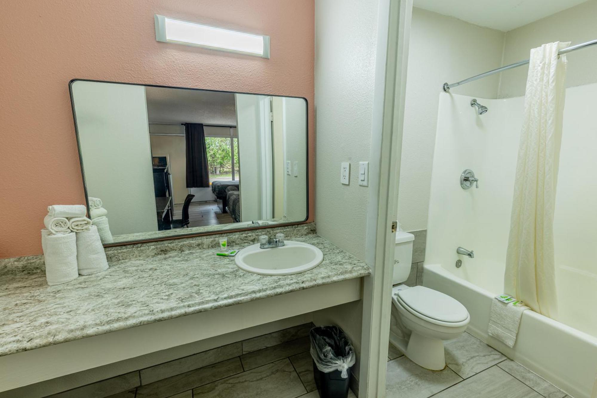 Executive Inn&Suites Beeville Exterior foto