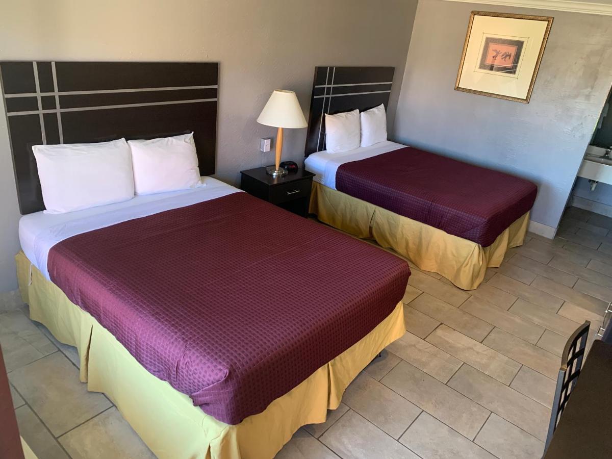 Executive Inn&Suites Beeville Exterior foto